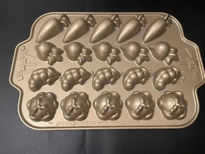 Nordic Ware Garden Patch Cakelets Pan carrots cabbage radish peas baking Pan New - Picture 1 of 5