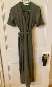 Camilla and Marc Magnolia Tie Wrap Dress - Size 6, Worn once - Picture 1 of 4