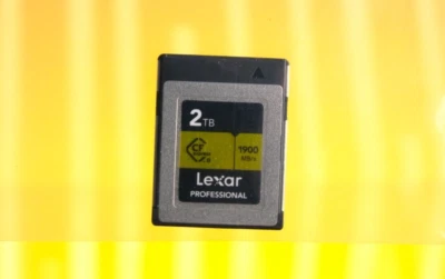 Lexar Professional 2TB CFexpress Type B Card Gold 1900mb/s - Image 1 of 2