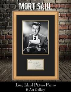 Mort Sahl Actor/Comedian Signed Hotel Card Custom Framed Photo - Picture 1 of 4