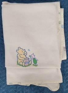 Mothercare Pooh & Piglet Fleece Blanket 4423674 Cot 100x130cm cream Vintage - Picture 1 of 7