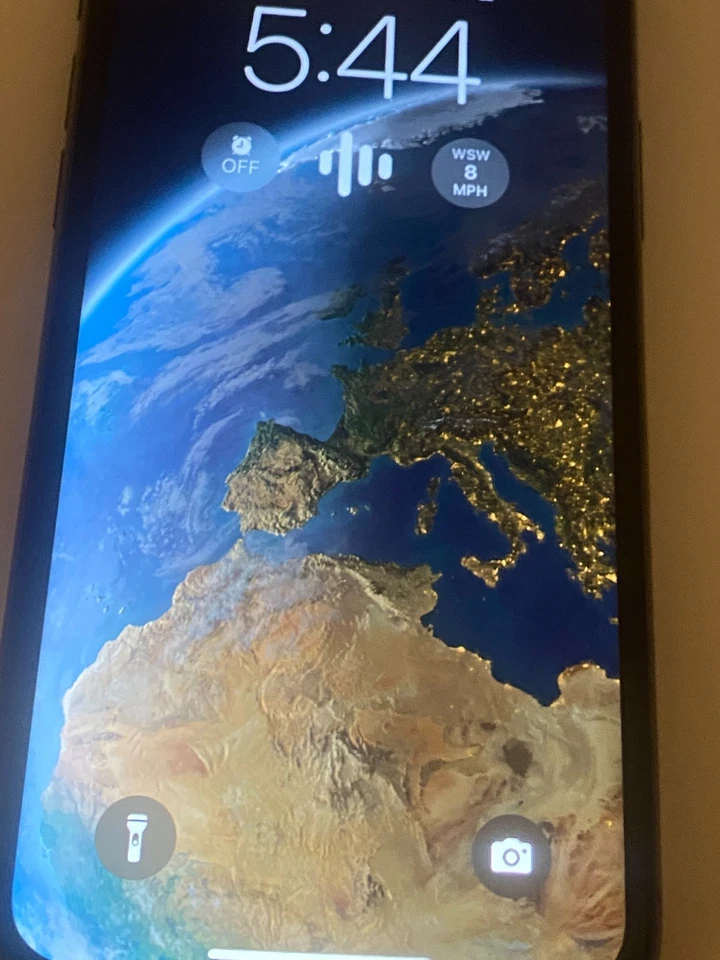 Apple iPhone 11 Pro - 64 GB - Space Gray (Unlocked - Grade B) - Image 1 of 4