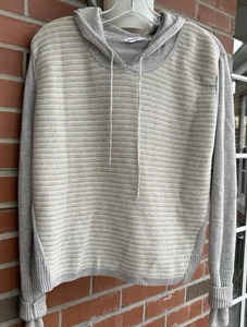 Suéter Athleta Noe Mujer 100% Lana Merino Con Capucha Gris Rayas Talla L - Imagen 1 de 6