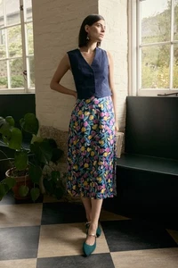 Seasalt Women's Skirt - multi Wild Pansy Satin Skirt - Regular - Collaged Tulips - Picture 1 of 6