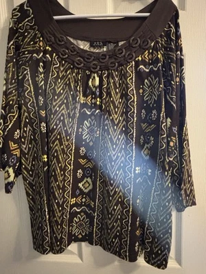 Top de mujer RQT 3x multicolor talla grande manga 3/4 escote adornado  Foto 1 de 3