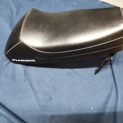 Sella Vespa 50 Pk - Immagine 1 di 4