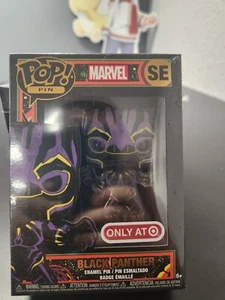 Funko Pop! Marvel - Black Panther SE (Black Light Enamel Pin) Target Exclusive  - Bild 1 von 2