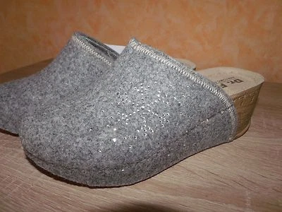 Hausschuh / Clog NEU Naturwollfilz mit Strass Stern Gr. 40 41 grau oder orange - Bild 1 von 2