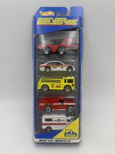 DIE CAST 1/64 " FIRE FIGHTING 17459 " HOT WHEELS - Foto 1 di 2