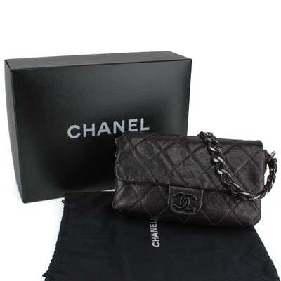 Bolso de Hombro Chanel Cadena Solapa Cuero Caviar Esmaltado Diamante Acolchado #H199695-1 Foto 1 de 4