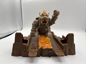 Hot Wheels Mario Kart Bowsers Castle Chaos Playset Replacement Part Bowser - Picture 1 of 6