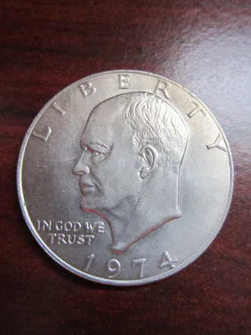 1974  NO MINT MARK  IKE SILVER DOLLAR COIN CIRCULATED VERY GOOD COND Cover