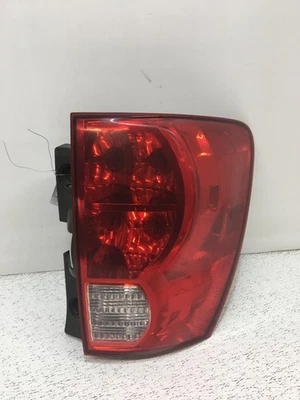 Conjunto de luz trasera derecha PONTIAC TORRENT 06 07 08 09 Foto 1 de 2