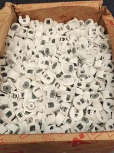 Lote 1000 x Carcasa Conector Hafele 263.10.703, Sistema Rafix 20, sin Canto - Imagen 1 de 2