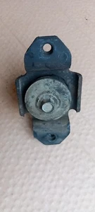 Differential Lager Befestigung Getriebelager Dämpfer Gummilager für Galloper 🚛 - Picture 1 of 3