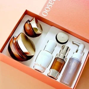 Sulwhasoo Concentrated Ginseng Renewing Perfecting Cream Rich Set - Picture 1 of 1