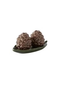 Bee & Willow Ceramic Pine Cone Salt and Pepper Shaker Set with Tray 3pc - NIB - Picture 1 of 6