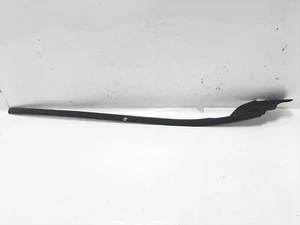 VOLVO V40 Hatchback Windshield Right Vertical Trim 31378573 1.6 Diesel 25295456 - Picture 1 of 3