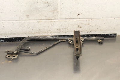 2006 Arctic Cat 250 2x4 RIGHT FOOT REST PEG STEP C428 - Image 1 of 4