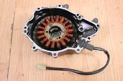 2004 年 YAMAHA YZF R6 定子和保护套 / 万磁王 / 发电机 — 第 1/4 张图片