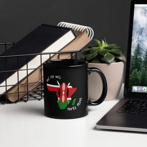Tasse schwarz glänzend Kenia Flagge - Bild 1 von 1
