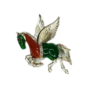Vintage Hattie Carnegie Pegasus Brosche goldfarben Kristall Faux Jade Karneol  - Bild 1 von 6