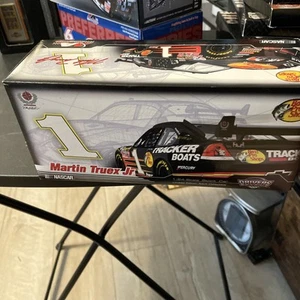 #1 MARTIN TRUEX JR. 2007 CHEVY MONTE CARLO SS 1/24 SCALE BASS PRO COT Brand New - Picture 1 of 3