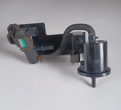 Solenoide y depósito de válvula de purga de vapor al vacío Jaguar tipo S 2003-05 con soporte Foto 1 de 3
