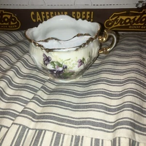Vintage Brandenburg Linkshänder Schnurrbart Tasse mit Veilchen & Goldrand - Bild 1 von 5