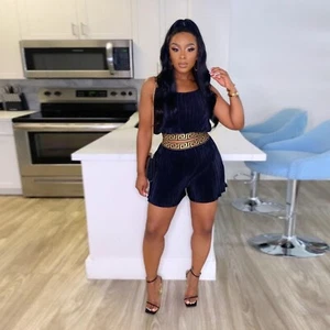 LIQUIDACIÓN - Talla S - Sexy Conjunto de 2 piezas de tirantes y pantalones cortos plisados con retazos - Imagen 1 de 19