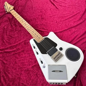 Casio EG‑5 '80s Cassette Guitar – Built‑In Tape Recorder, Distortion & Speaker - Picture 1 of 15