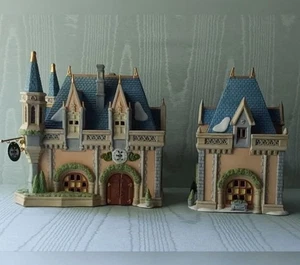 Department 56 - Disney Parks Village - Mickey's Christmas Carol 1994 - Picture 1 of 9