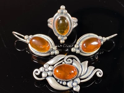 Juego de joyas de plata de ley y ámbar BOMA: broche, pendientes colgantes y anillo Foto 1 de 4