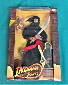 INDIANA JONES CAIRO SWORDSMAN RAIDERS OF THE LOST ARK 12'' MIB 2008 - Picture 1 of 2