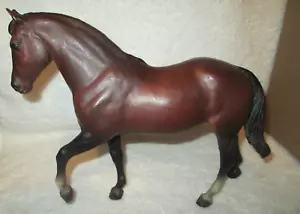 VINTAGE Breyer El Pastor Famous Paso Fino Horse Plastic Model TOY - Picture 1 of 6