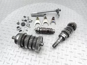 2001 01-02 Suzuki GSXR 1000 GSXR1000 transmisión caja de cambios eje OEM - Imagen 1 de 10