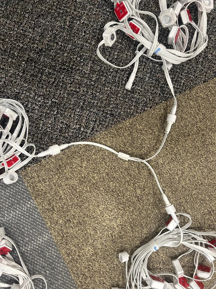 EZLIGHTSGROUP Y (Wye) - Connector Splitter for Govee non-Pro Permanent Outdoor Lights