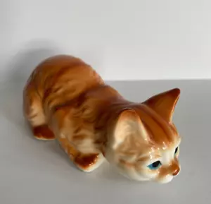 Statuina vintage porcellana righe arancioni gatto tabby testurizzata giocosa pozzetto 5" - Foto 1 di 20