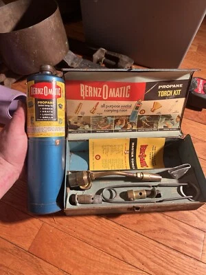 Vintage BernzoMatic propane Blow Torch - Image 1 of 4