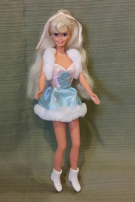 Barbie Skating Star 1995 #15510 Walmart Edición Especial *Usada Solo Como Exhibición Foto 1 de 4