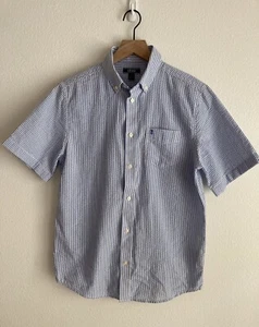 Izod Boys Seersucker Button Down Short Sleeve Blue/Wht Shirt Sz XL 18/20 Preppy - Picture 1 of 12