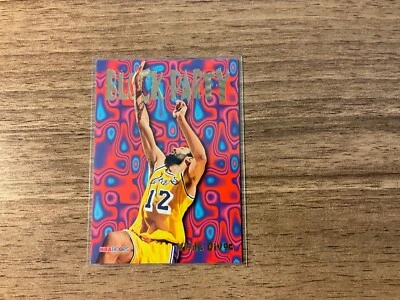 1995 Skybox NBA Hoops Vlade Divac Block Party 5 of 25 Los Angeles Lakers - Image 1 of 2