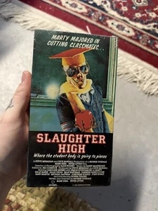 Slaughter High Beta Not VHS Sealed Brand New Horror Vestron Video Watermarks - Foto 1 di 7