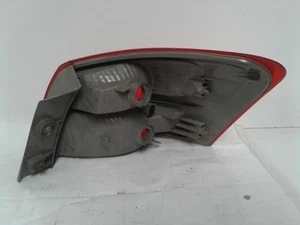 Luz trasera de conductor VIN J 1er dígito construida en Japón se adapta a 08-15 ROGUE 1382880 - Imagen 1 de 12