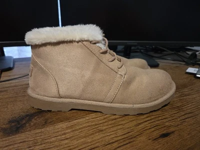 Makalu Kora Sand Faux Fur Lace Up Ankle Snow Boots Women’s Size 8 Used - Image 1 of 4