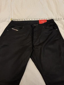 Mens DIESEL Slim 2060 D-Strukt Jogg jeans 068lp 100% AUTHENTIC Size W34 - Picture 1 of 12