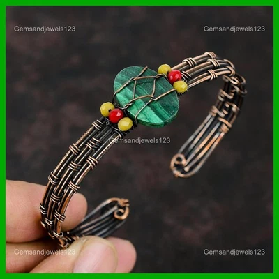 Brazalete brazalete artesanal de cobre con cuentas de coral amarillo y rojo de piedras preciosas de malaquita Foto 1 de 4