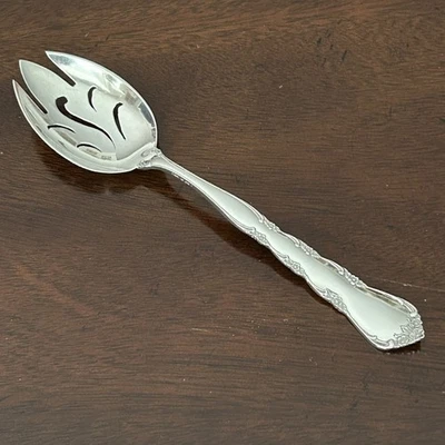 Cuchara para servir ranurada Sterl, 8-5/8", S KIRK & SON (STIEFF) "CHERYL", sin mono, 67,4 g Foto 1 de 4