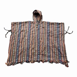 Poncho Con Capucha Gheri Algodón Tejido Unisex Adultos Cálido Hecho en Nepal Exterior - Imagen 1 de 7