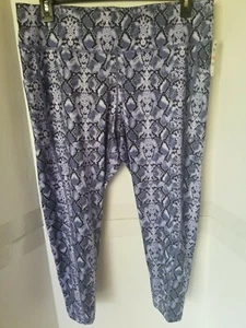 IDEOLOGY Women's Purple Print 7/8 Leggings Athletic Exercise Pants Size 2X - NWT - Picture 1 of 3